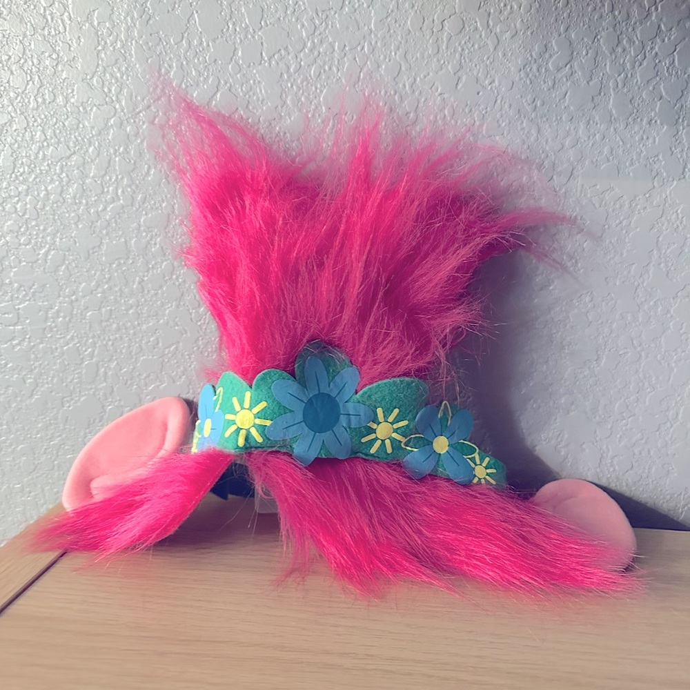 Girls Trolls 2 World Tour Poppy Pink Hair Headpiece Wig Earsb